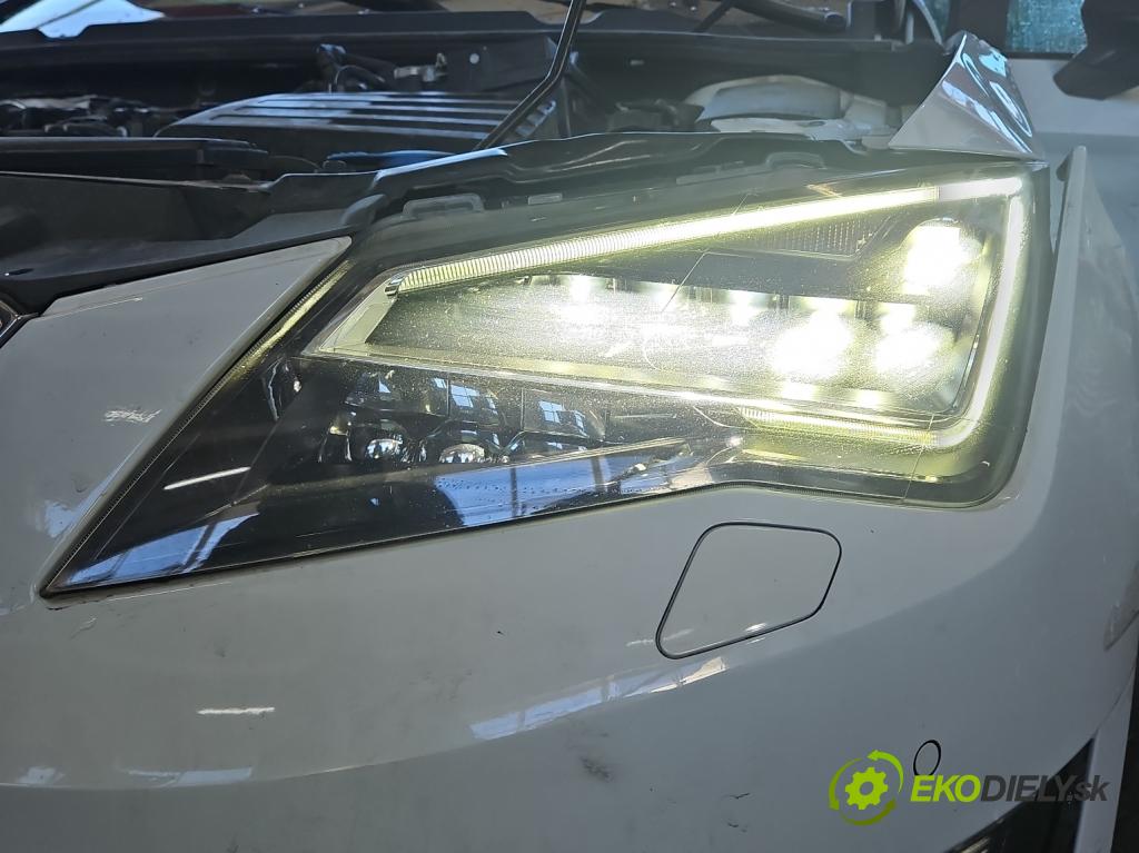 Seat Leon III 2012-2020 2.0 tdi 150 hp automatic 110 kW 1968 cm3 5- světlo levý 5F1941007B (Klika dveří ostatní)