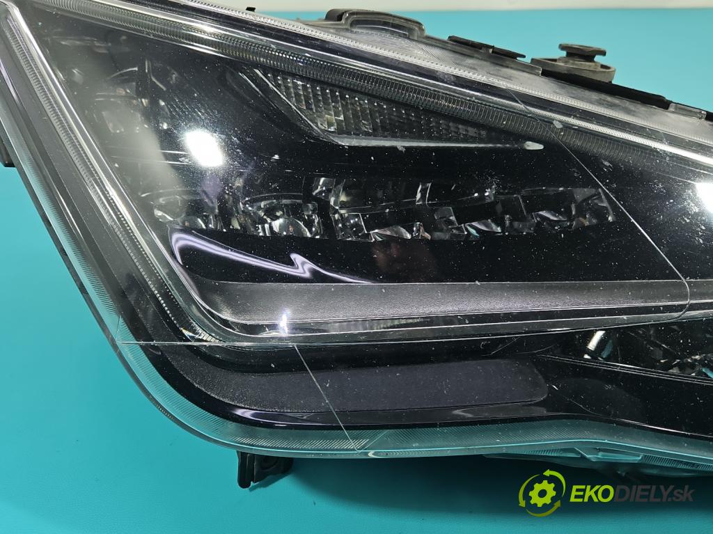 Seat Leon III 2012-2020 2.0 tdi 150 HP automatic 110 kW 1968 cm3 5- Reflektor: pravý 5F1941008B (Svetlo predné pravé)