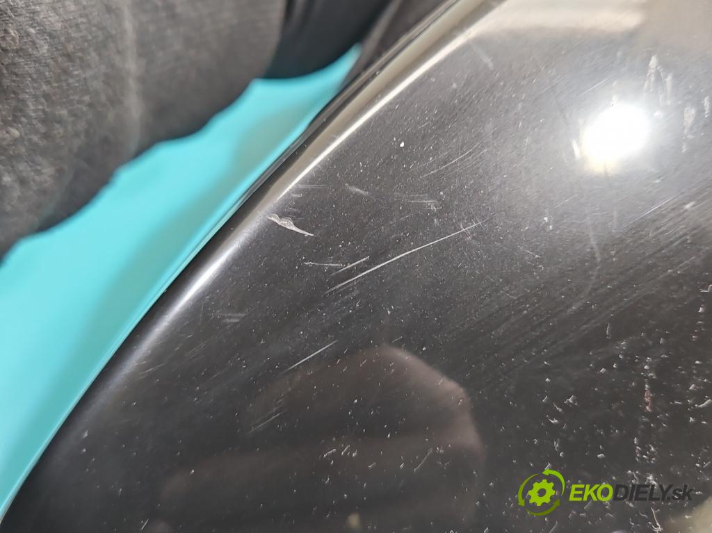 Seat Leon III 2012-2020 2.0 tdi 150 hp automatic 110 kW 1968 cm3 5- zpětné zrcátko levé  (Klika dveří ostatní)