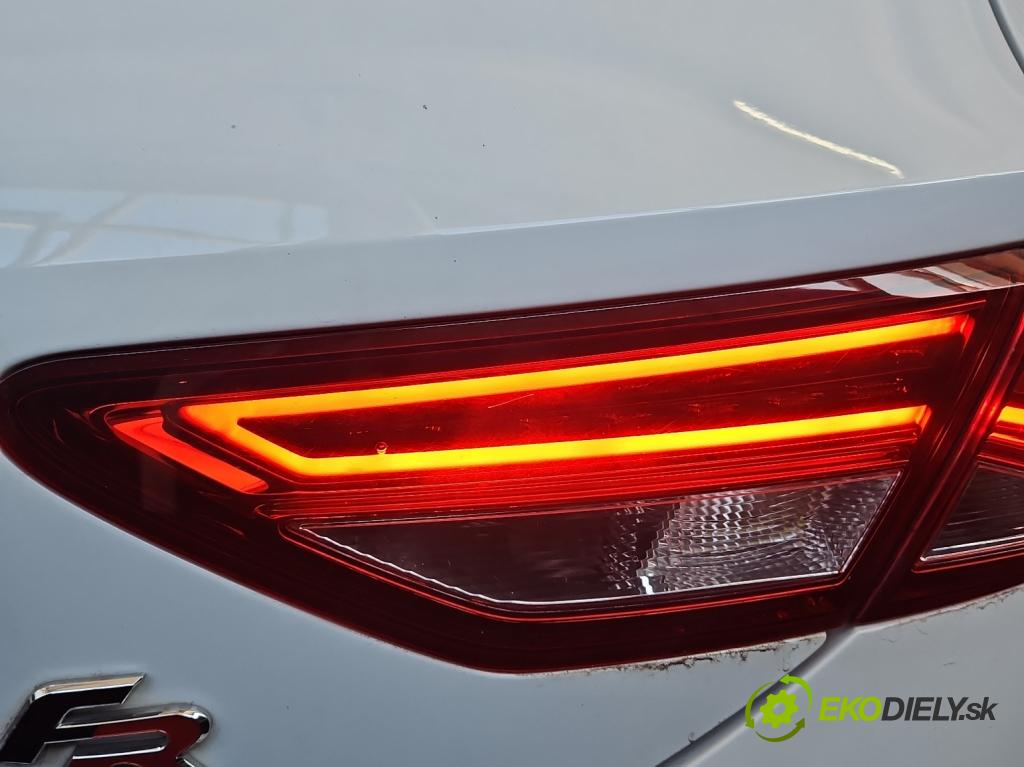 Seat Leon III 2012-2020 2.0 tdi 150 hp automatic 110 kW 1968 cm3 5- světlo zadní pravé 5F0945308D (Klika dveří ostatní)