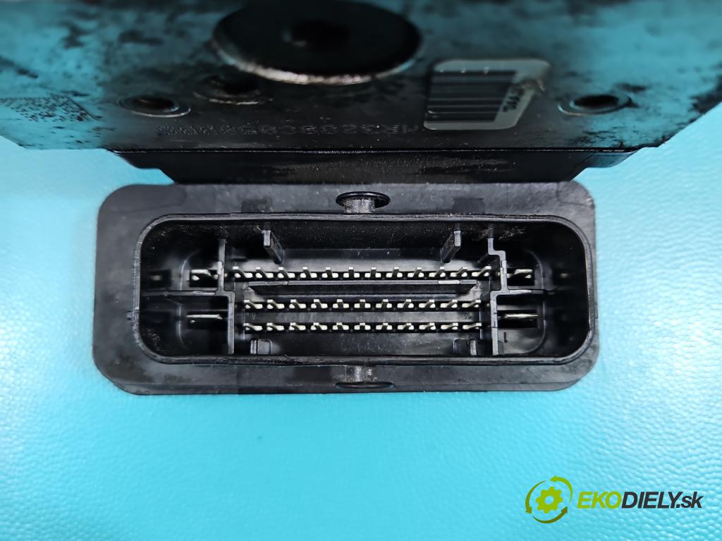 Jeep Grand Cherokee WK2 IV 2010-2021 3.0 CRD 250 HP automatic 184 kW 2987 cm3 5- čerpadlo abs 68207920AE (Pumpa ABS)