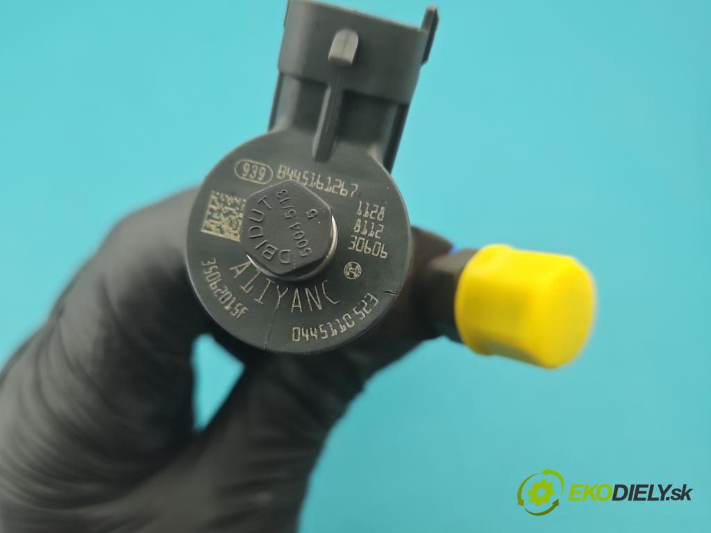 Jeep Grand Cherokee WK2 IV 2010-2021 3.0 CRD 250 HP automatic 184 kW 2987 cm3 5- vstrek 0445110523 (Vstrekovač paliva)