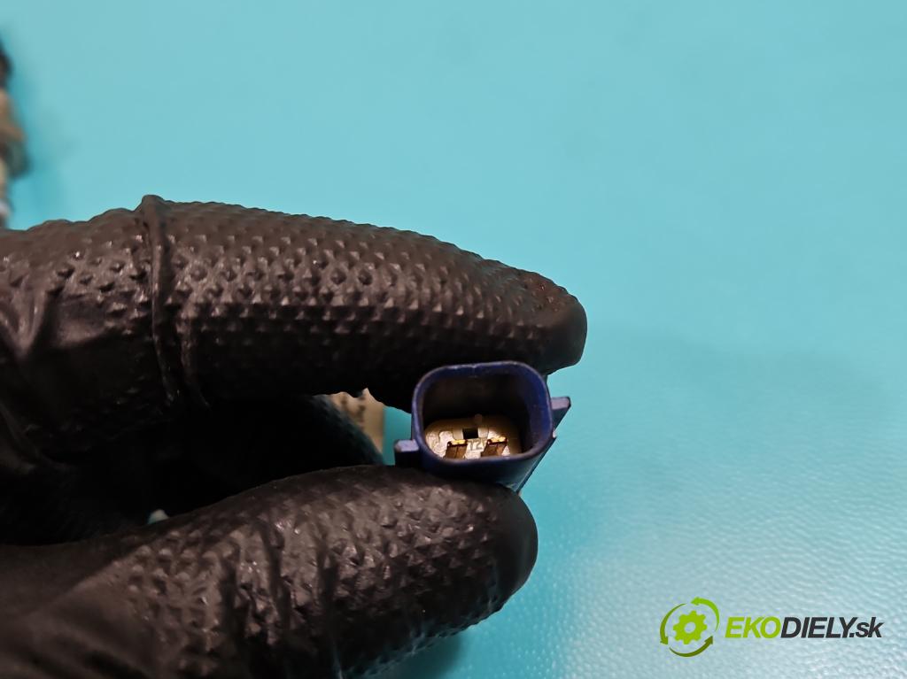 Jeep Grand Cherokee WK2 IV 2010-2021 3.0 CRD 250 HP automatic 184 kW 2987 cm3 5- snímač teploty: výfukové 45962117G (Snímač)