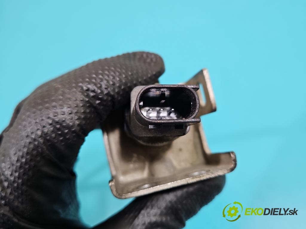 Jeep Grand Cherokee WK2 IV 2010-2021 3.0 CRD 250 HP automatic 184 kW 2987 cm3 5- snímač tlak: palivo  (Snímač)