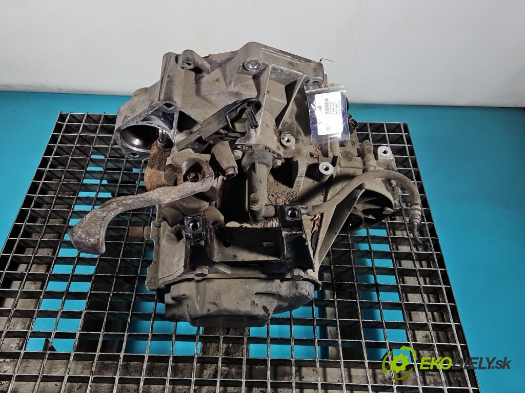 Vw Polo V 6R 2009-2017 1.4 16V 86 HP manual 63 kW 1390 cm3 5- prevodovka stupeň,rýchlosť manual LVE