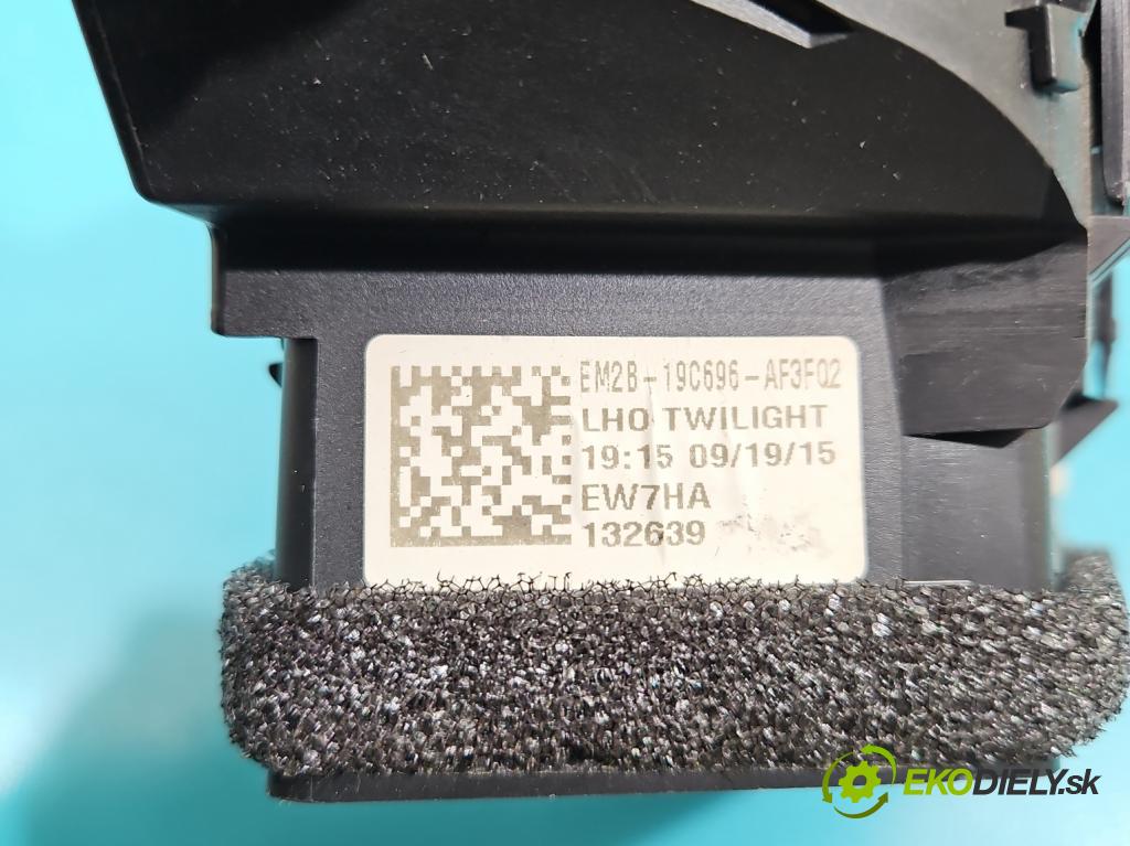 Ford S-max II 2015-2023 2.0 tdci 150 HP manual 110.3 kW 1997 cm3 5- Mřížka: kúrenia ostatné EM2B-19C696-AB