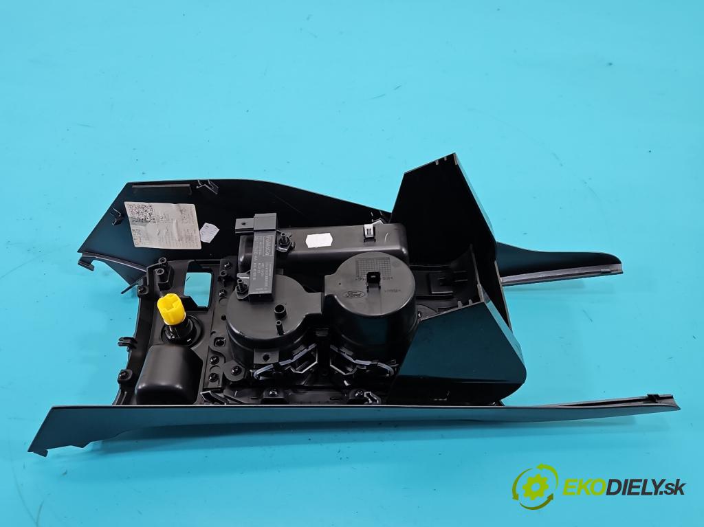 Ford Kuga Mk2 2013-2019 1.5 120 hp manual 88.3 kW 1498 cm3 5- Rukojeť: na napoje: GV4T-14B079-MCD (Držák nápojů)