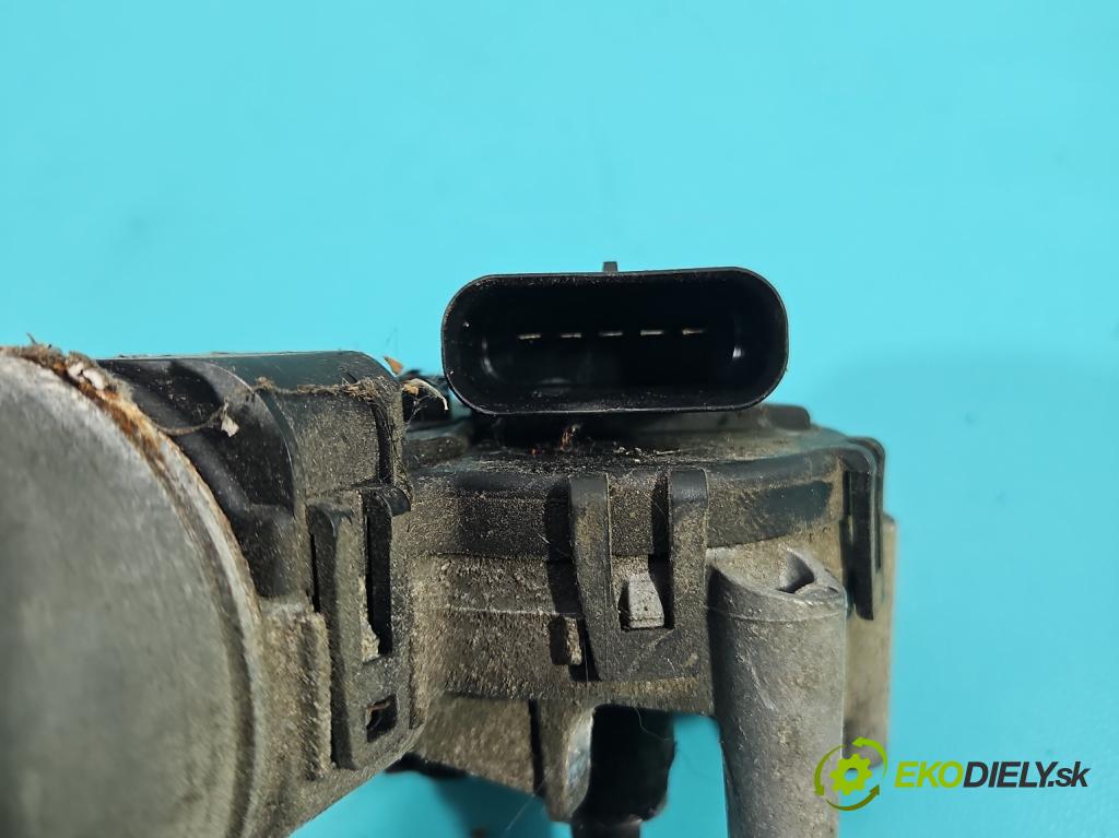 Ford Mondeo Mk3 2000-2007 2.0 tdci 131 HP manual 96 kW 1998 cm3 5- motor stieračov predné 0390241702