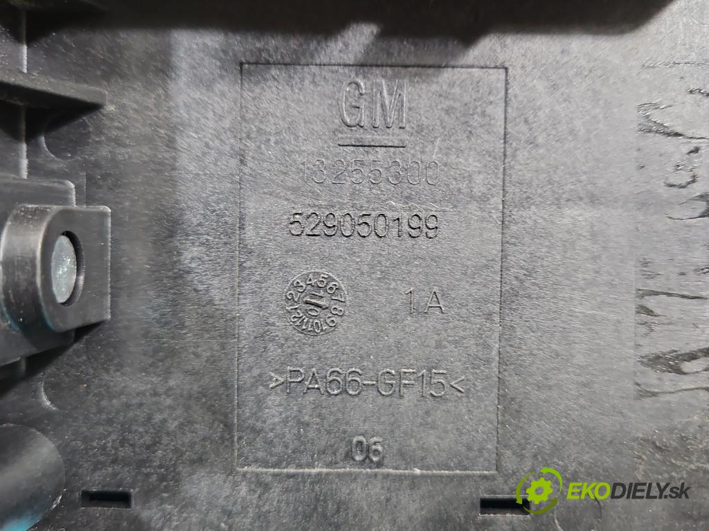Opel Insignia A 2008-2017 2.0 cdti 160 HP manual 118 kW 1956 cm3 5- skrinka poistka 529050199 (Poistková skrinka)