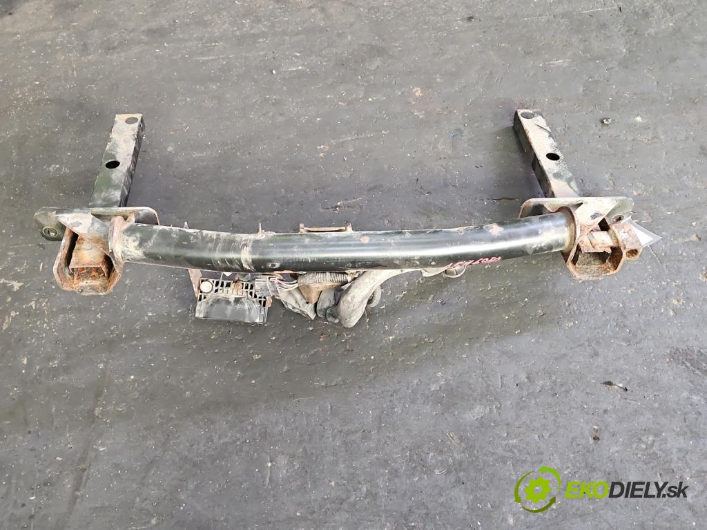 Opel Insignia A 2008-2017 2.0 cdti 160 hp manual 118 kW 1956 cm3 5- oko tažné 13235172 (Tažné zařízení)