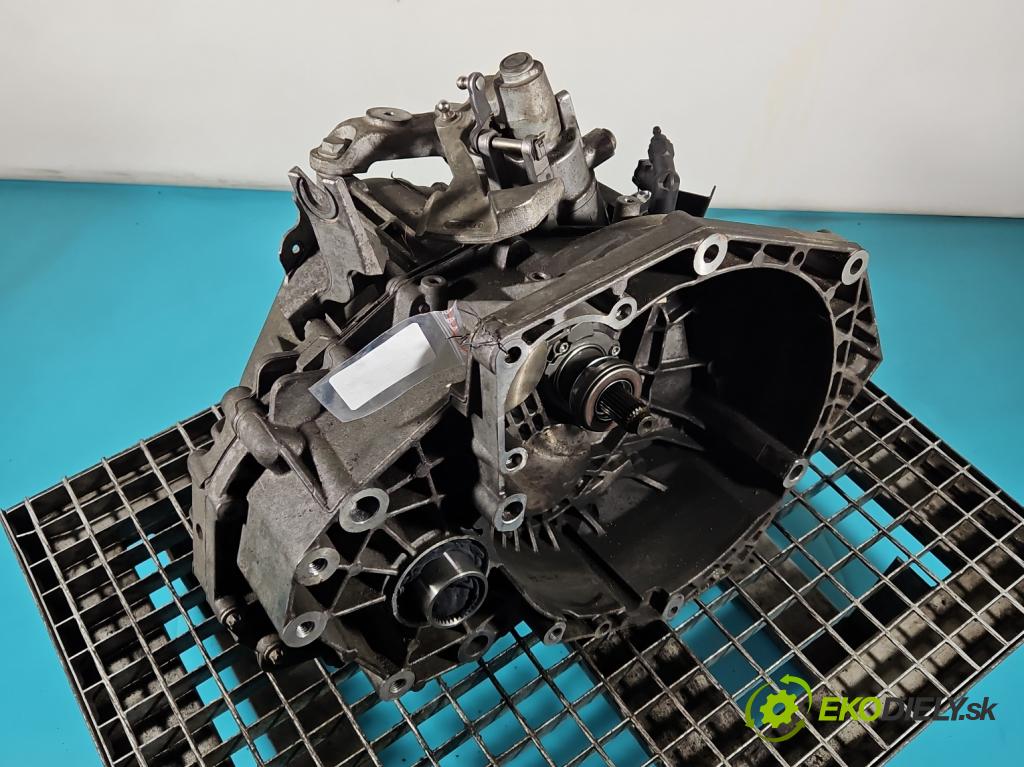 Opel Insignia A 2008-2017 2.0 cdti 160 hp manual 118 kW 1956 cm3 5- převodovka stupňová manual F40