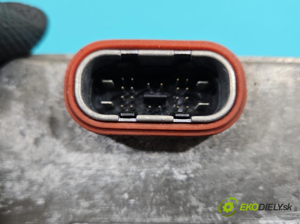 Audi A6 C7 2011-2018 3.0 tfsi: quattro 310HP automatic 228 kW 2995 cm3 4- střídač: xenon 4H0907472B (Riadiaca jednotka xenónu)