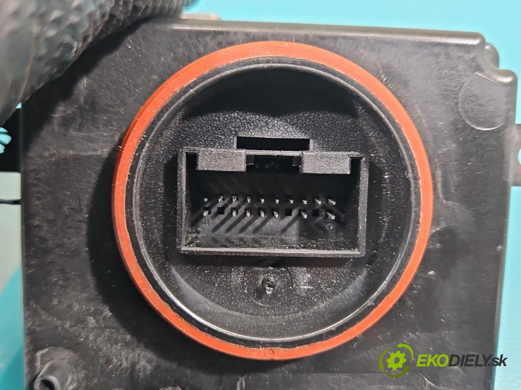 Audi A6 C7 2011-2018 3.0 tfsi: quattro 310HP automatic 228 kW 2995 cm3 4- střídač: xenon 4G0907697F (Riadiaca jednotka xenónu)