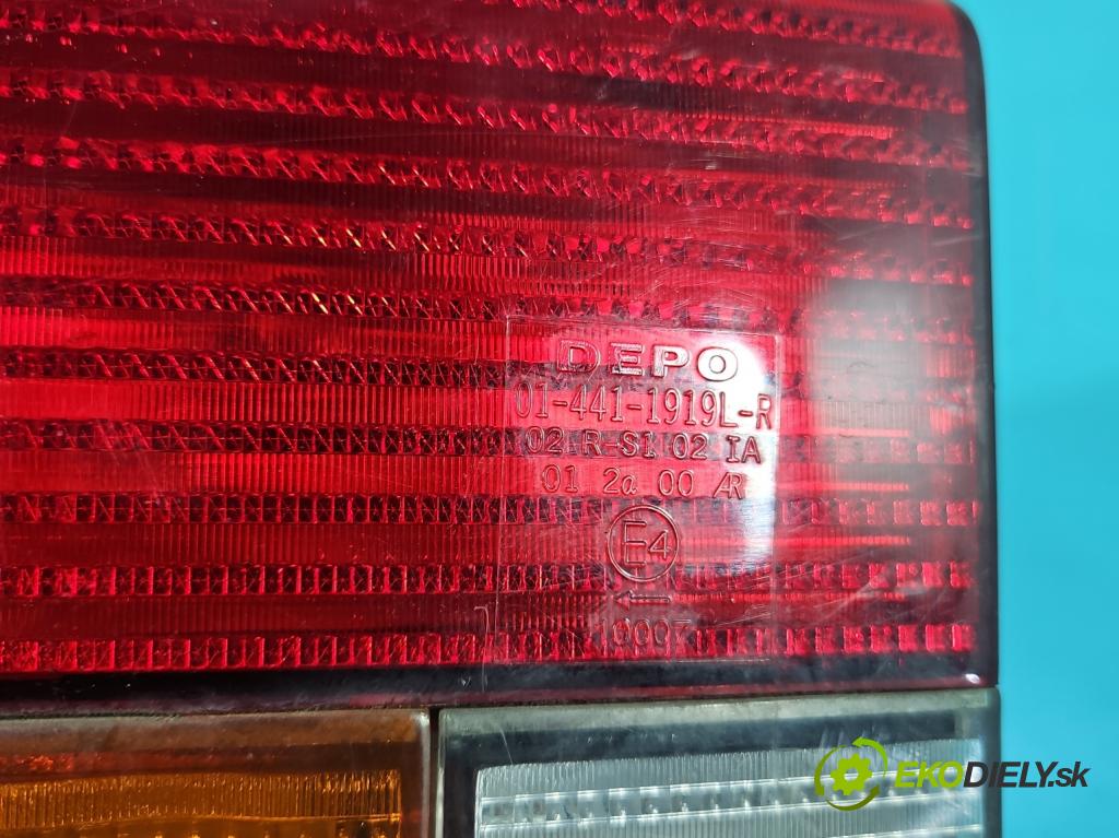 Vw Transporter T4 1990-2003 1.9 61 HP manual 45 kW 1896 cm3 5- svetlo / reflektor zadné ľavé  (Kľučka dverí ostatné)