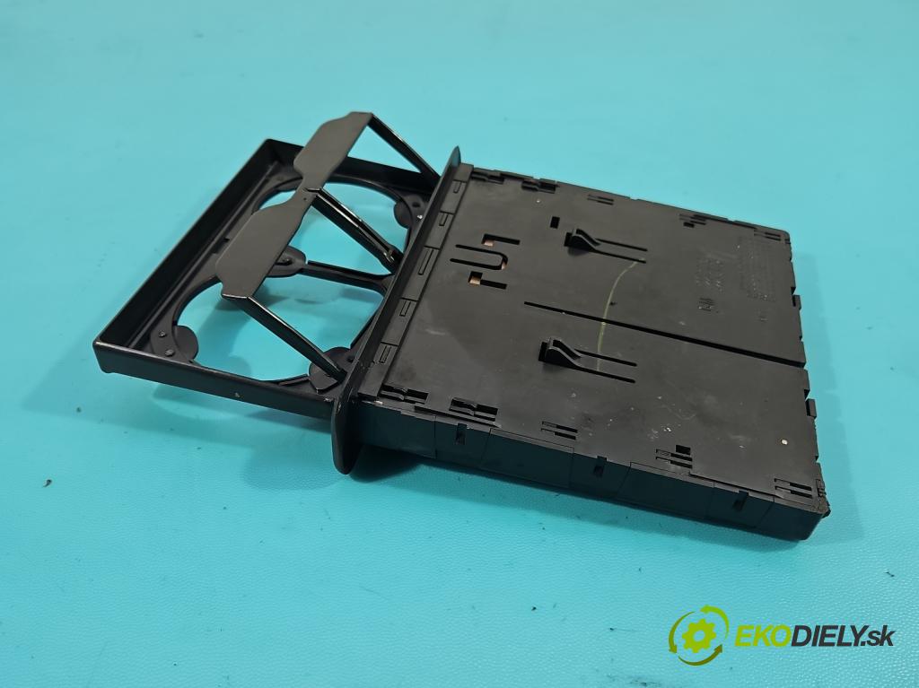 Opel Vectra C 2002-2008 1.9 cdti 120 hp manual 88 kW 1910 cm3 5- Rukojeť: na napoje: 24452595 (Držák nápojů)