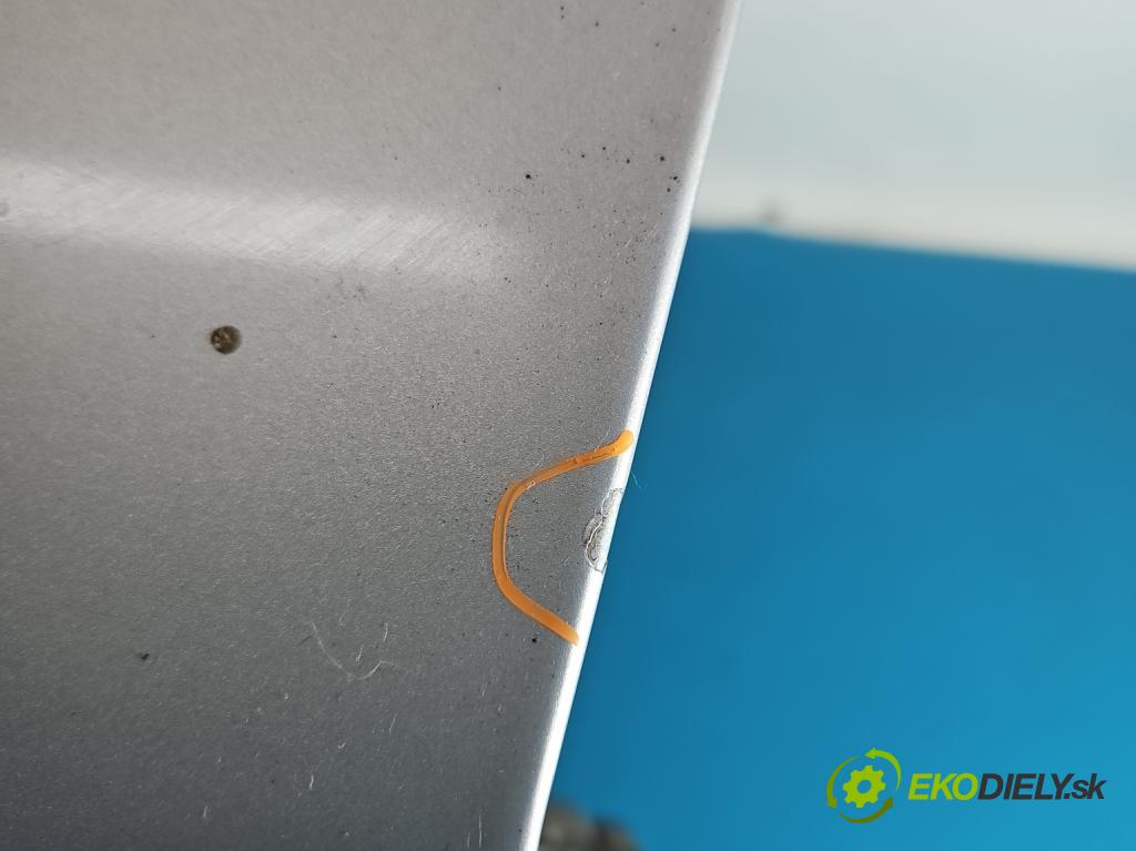 Opel Vectra C 2002-2008 1.9 cdti 120 hp manual 88 kW 1910 cm3 5- zadní kufrové dveře  (Zadní kapota (kufr))