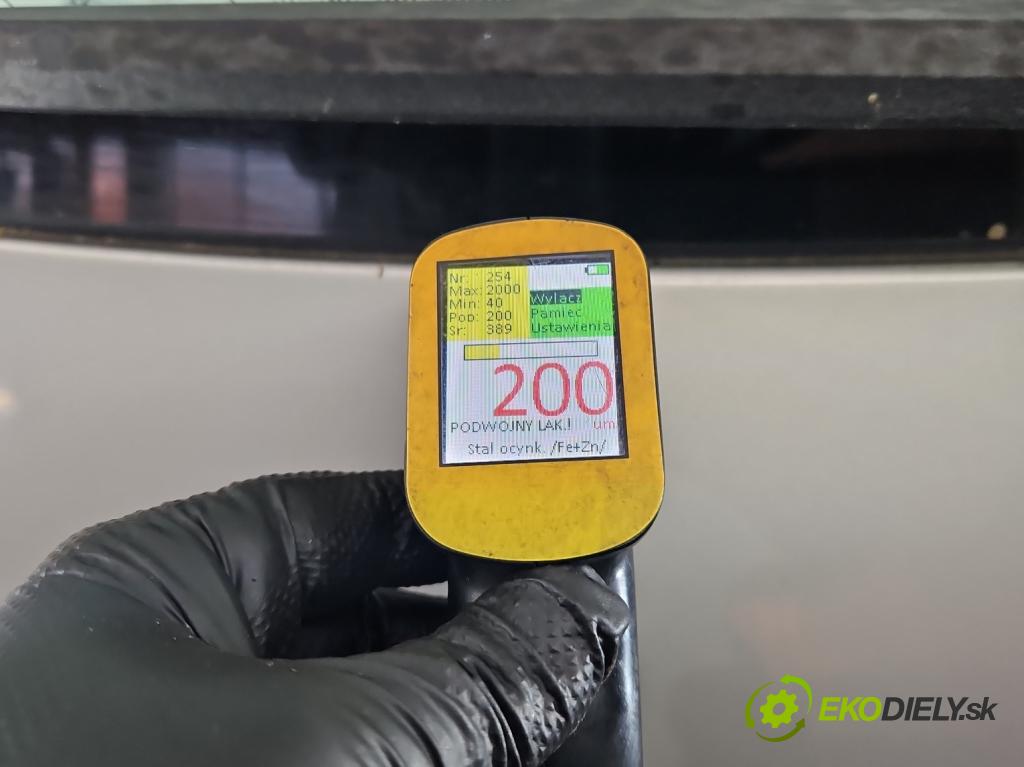 Opel Vectra C 2002-2008 1.9 cdti 120 hp manual 88 kW 1910 cm3 5- zadní kufrové dveře  (Zadní kapota (kufr))