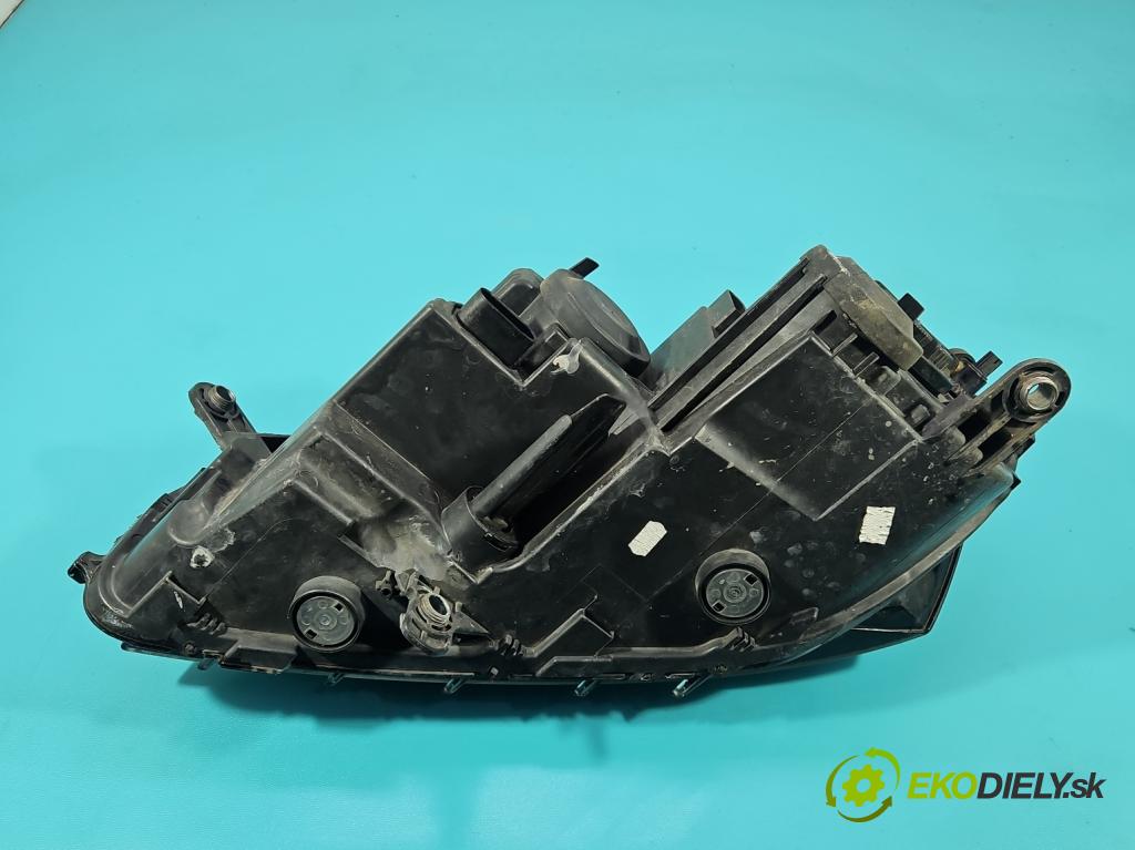 Vw Passat B7 2010-2014 2.0 tdi 170 HP automatic 125 kW 1968 cm3 5- Reflektor: pravý 3AB941006 (Svetlo predné pravé)