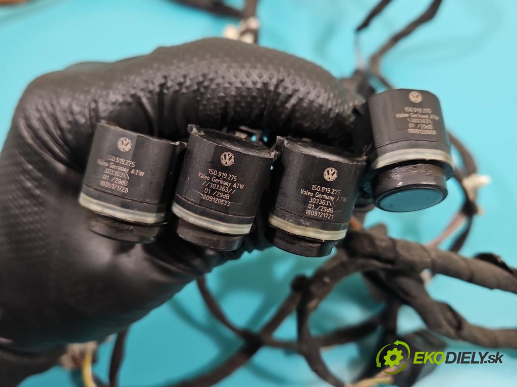 Vw Passat B7 2010-2014 2.0 tdi 170 hp automatic 125 kW 1968 cm3 5- Balíček: nárazníku přední 3AF971095D