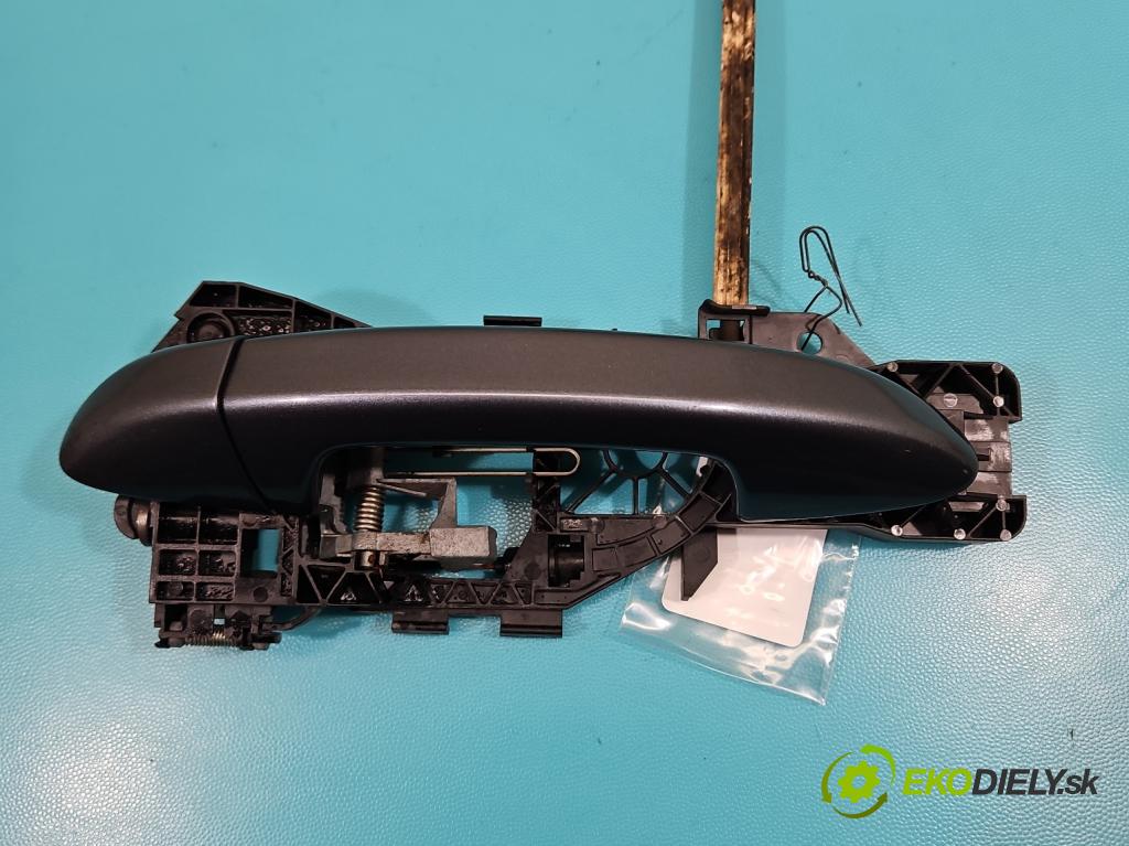 Vw Passat B7 2010-2014 2.0 tdi 170 HP automatic 125 kW 1968 cm3 5- rukoväť zadné ľavé mimo: 3C0837885J (Kľučka dverí ostatné)