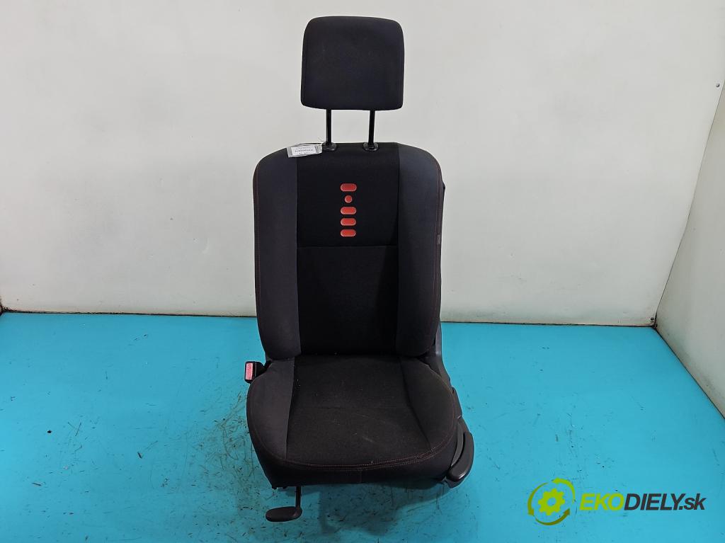 Renault Megane II 2003-2008 1.6 16v 111KM manual 82 kW 1598 cm3 4- Sedačka ľavý  (Sedadlo)