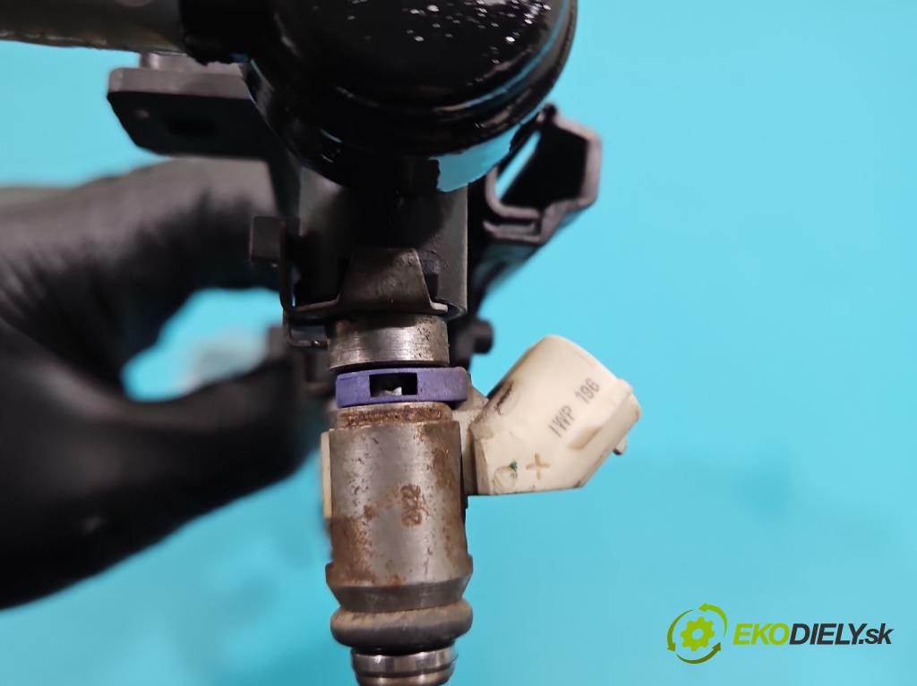 Vw Polo V 6R 2009-2017 1.4 16V 86 HP manual 63 kW 1390 cm3 5- vstrek IWP196 (Vstrekovač paliva)