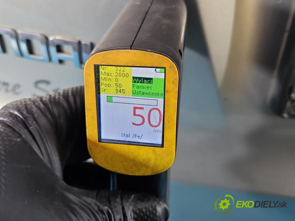 Hyundai Ix35 2.0 crdi 4wd 136hp manual 100 kW 1995 cm3 5- zadní kufrové dveře  (Zadní kapota (kufr))