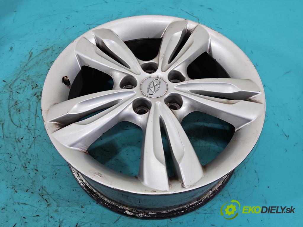 Hyundai Ix35 2.0 crdi 4wd 136hp manual 100 kW 1995 cm3 5- Felga hliník: 17" komplet