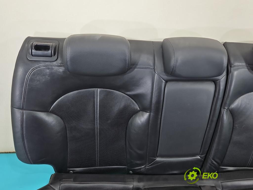 Hyundai Ix35 2.0 crdi 4wd 136hp manual 100 kW 1995 cm3 5- sedačke: komplet