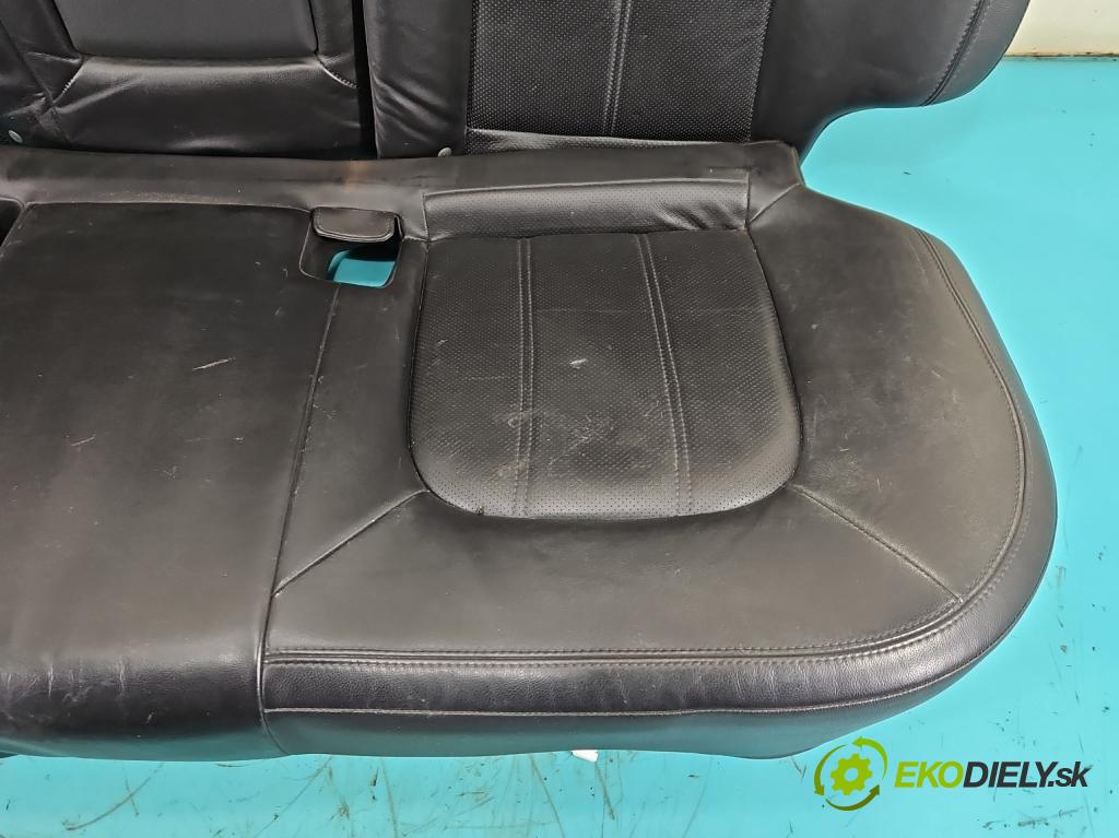 Hyundai Ix35 2.0 crdi 4wd 136hp manual 100 kW 1995 cm3 5- sedačke: komplet
