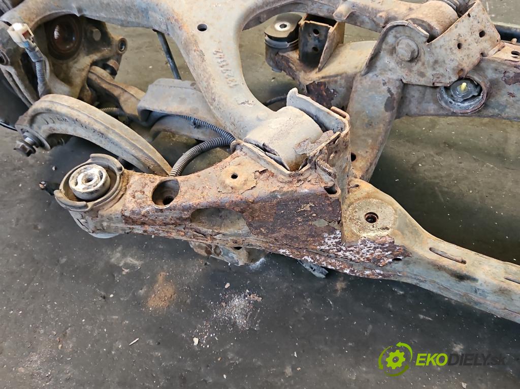 Opel Insignia A 2008-2017 2.0 cdti 160 hp manual 118 kW 1956 cm3 5- zadní výztuha  (Zadní výztuha)