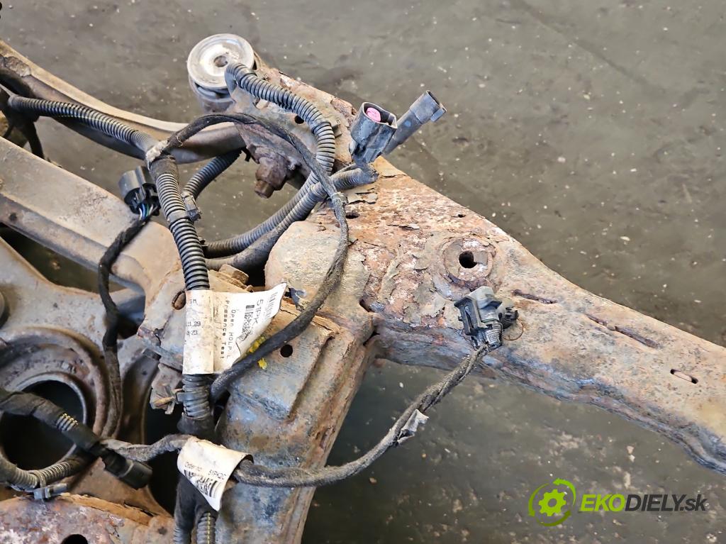 Opel Insignia A 2008-2017 2.0 cdti 160 hp manual 118 kW 1956 cm3 5- zadní výztuha  (Zadní výztuha)