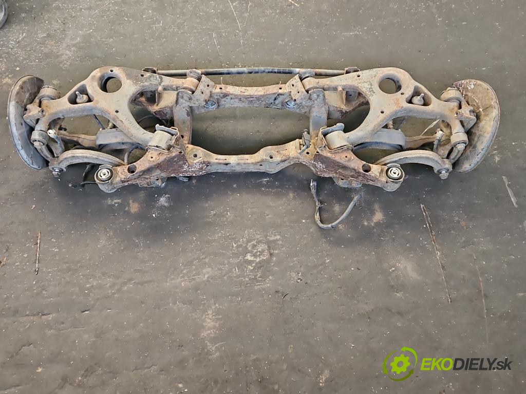 Opel Insignia A 2008-2017 2.0 cdti 160 hp manual 118 kW 1956 cm3 5- zadní výztuha  (Zadní výztuha)