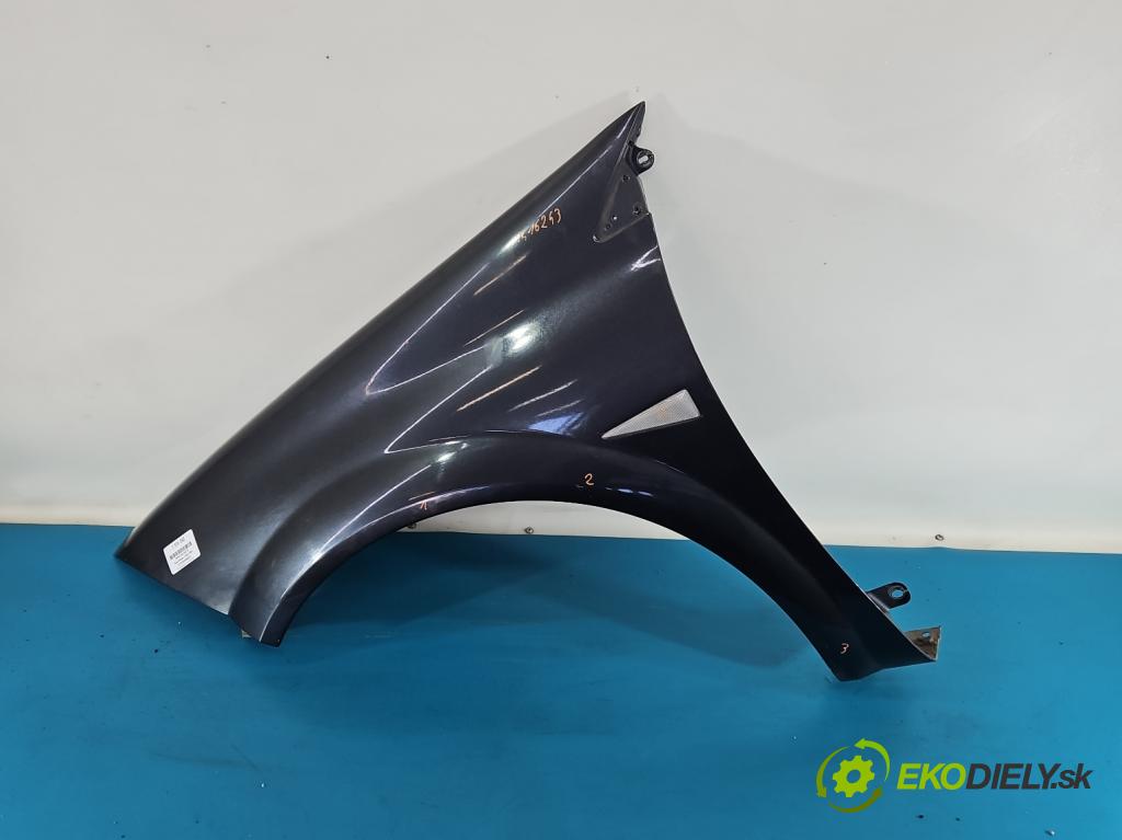 Renault Megane II 2003-2008 1.6 16v 111KM manual 82 kW 1598 cm3 4- blatník predné ľavý 8200011076 (Blatník predný ľavý)