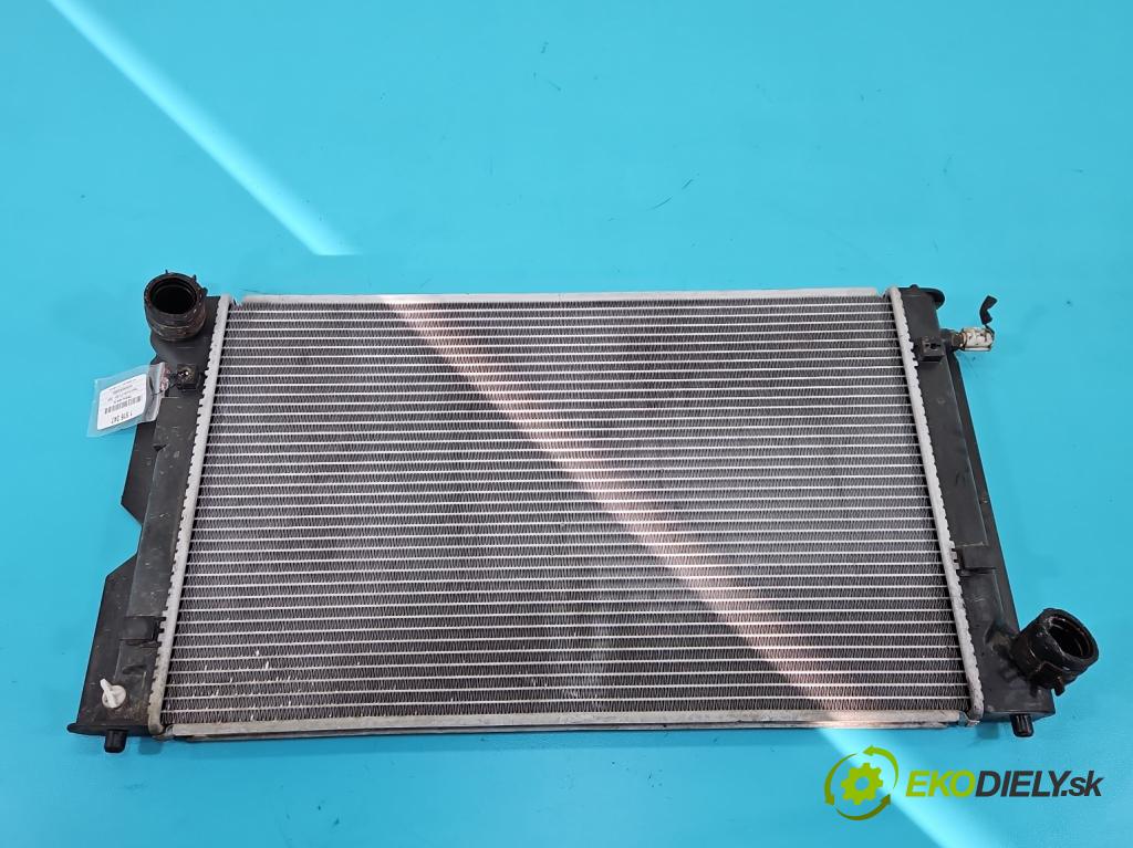 Toyota Corolla E12 2001-2009 2.0 D4D 90 HP manual 66 kW 1995 cm3 5- chladič voda:  (Chladič vody)
