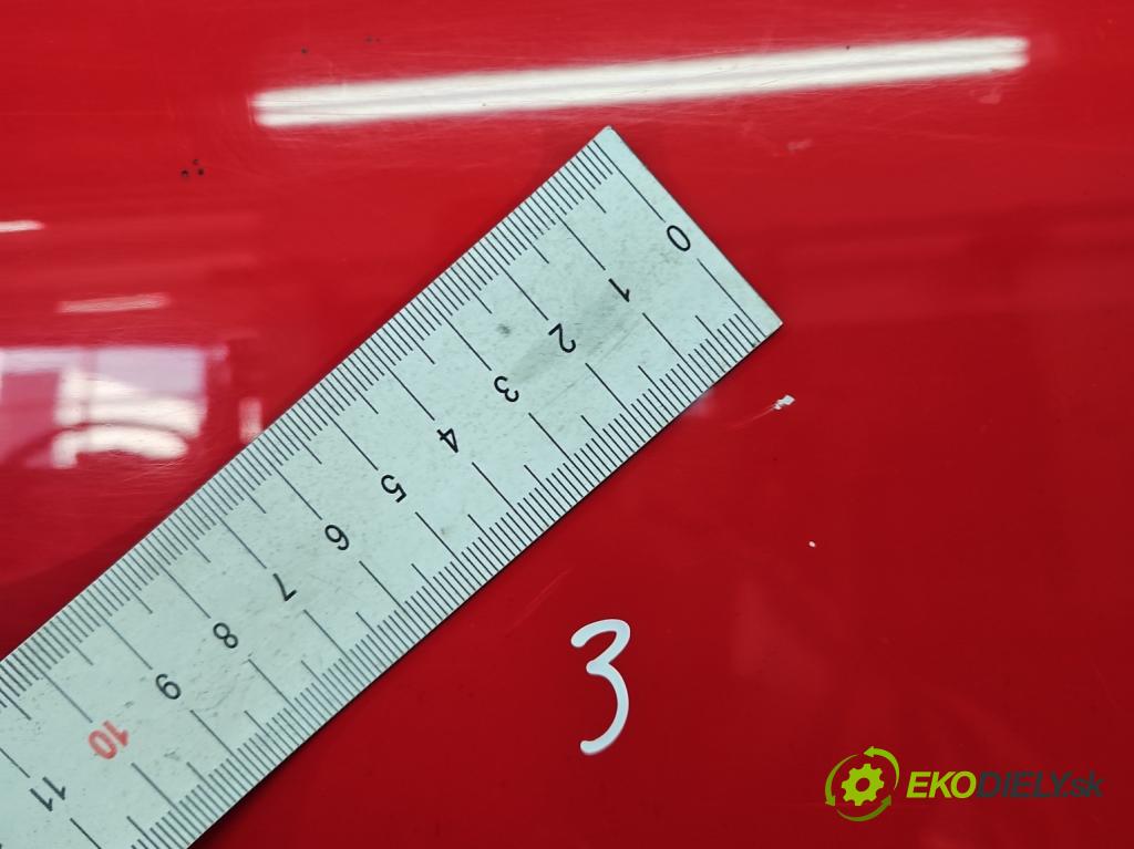 Toyota Corolla E12 2001-2009 2.0 D4D 90 HP manual 66 kW 1995 cm3 5- dvere zadné pravé  (Kľučka dverí ostatné)