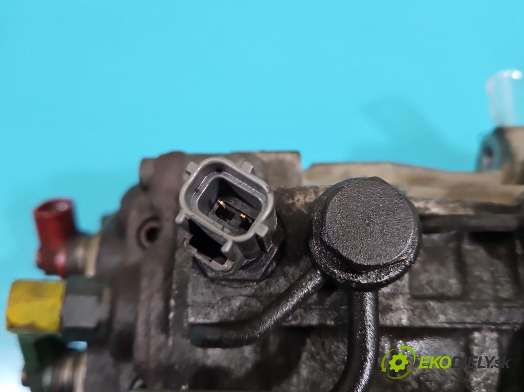 Toyota Corolla E12 2001-2009 2.0 D4D 90 HP manual 66 kW 1995 cm3 5- čerpadlo vstrekovacia 22100-27010 (Vstrekovacie čerpadlo)