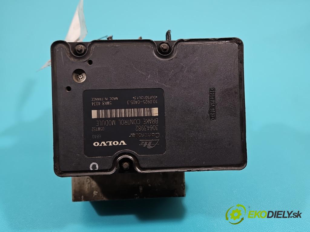 Volvo V70 II 1999-2007 2.4 D5 163 HP automatic 120 kW 2401 cm3 5- čerpadlo abs P30643979 (Pumpa ABS)