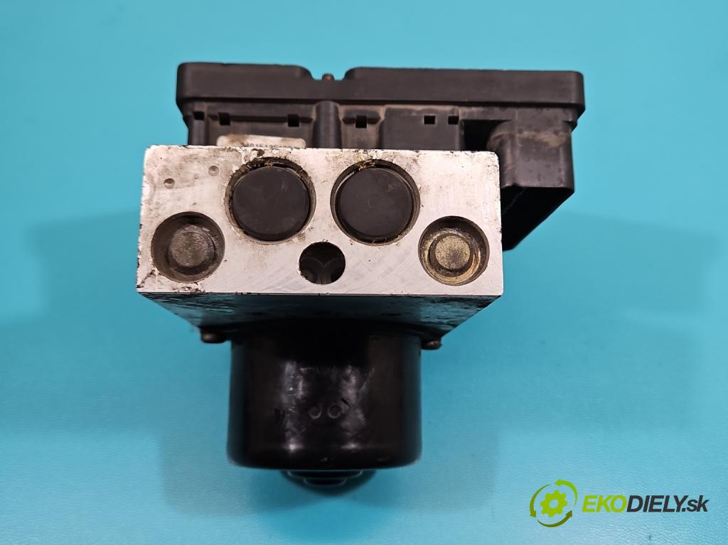 Volvo V70 II 1999-2007 2.4 D5 163 HP automatic 120 kW 2401 cm3 5- čerpadlo abs P30643979 (Pumpa ABS)