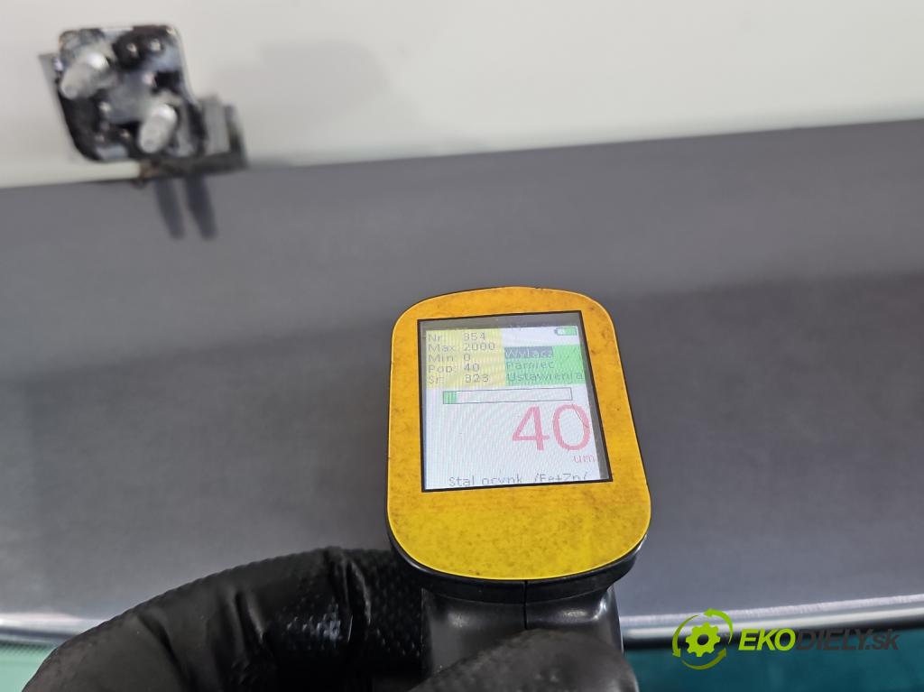 Vw Passat B7 2010-2014 2.0 tdi 170 hp automatic 125 kW 1968 cm3 5- zadní kufrové dveře  (Zadní kapota (kufr))