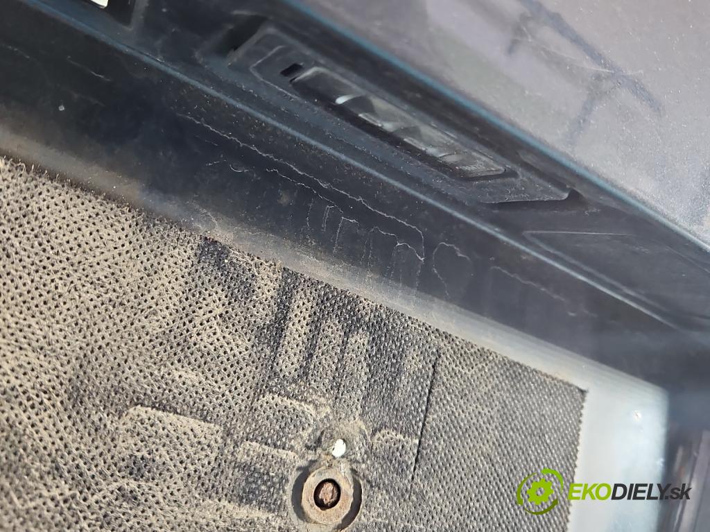 Vw Passat B7 2010-2014 2.0 tdi 170 hp automatic 125 kW 1968 cm3 5- zadní kufrové dveře  (Zadní kapota (kufr))