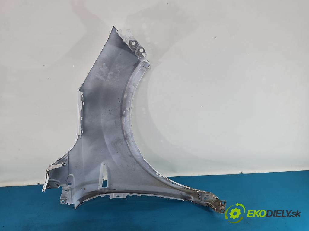 Ford Kuga Mk2 2013-2019 1.5 120 hp manual 88.3 kW 1498 cm3 5- blatnik přední levý  (Levý přední blatník)