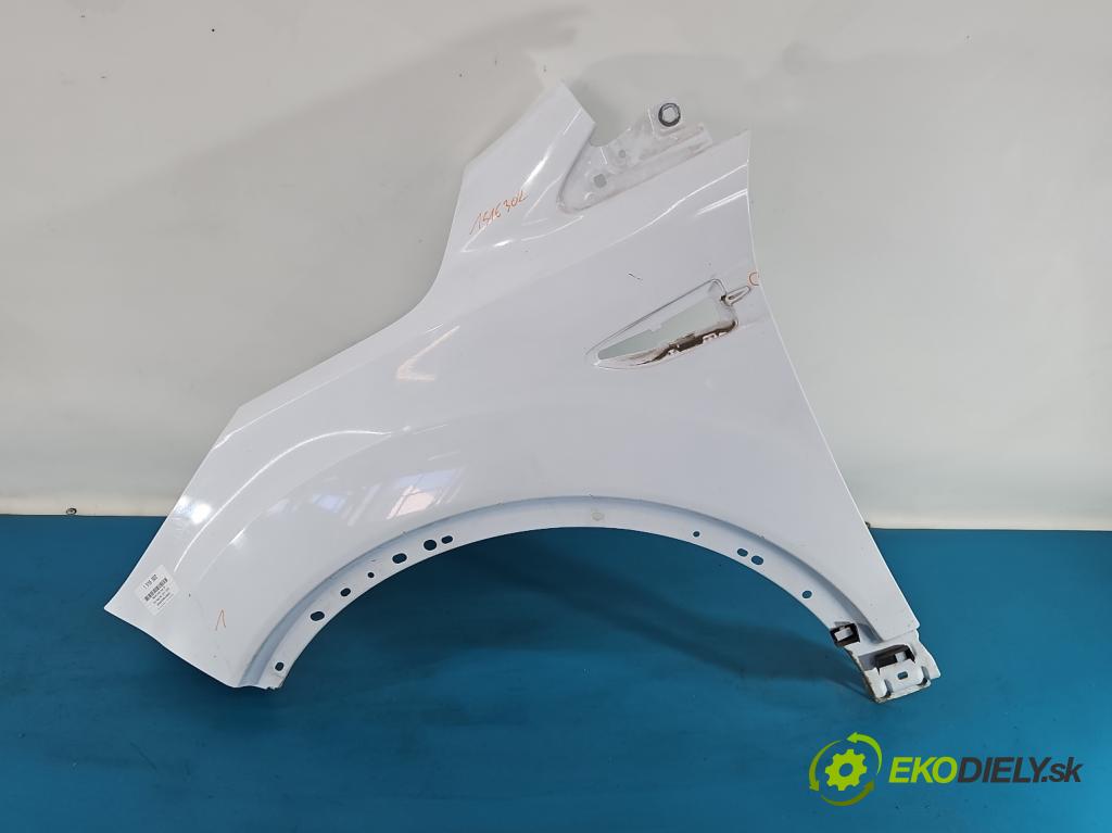 Ford Kuga Mk2 2013-2019 1.5 120 hp manual 88.3 kW 1498 cm3 5- blatnik přední levý  (Levý přední blatník)