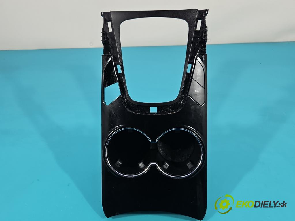 Ford S-max II 2015-2023 2.0 tdci 150 hp manual 110.3 kW 1997 cm3 5- Rukojeť: na napoje: EM2B-R045P28-AW (Držák nápojů)