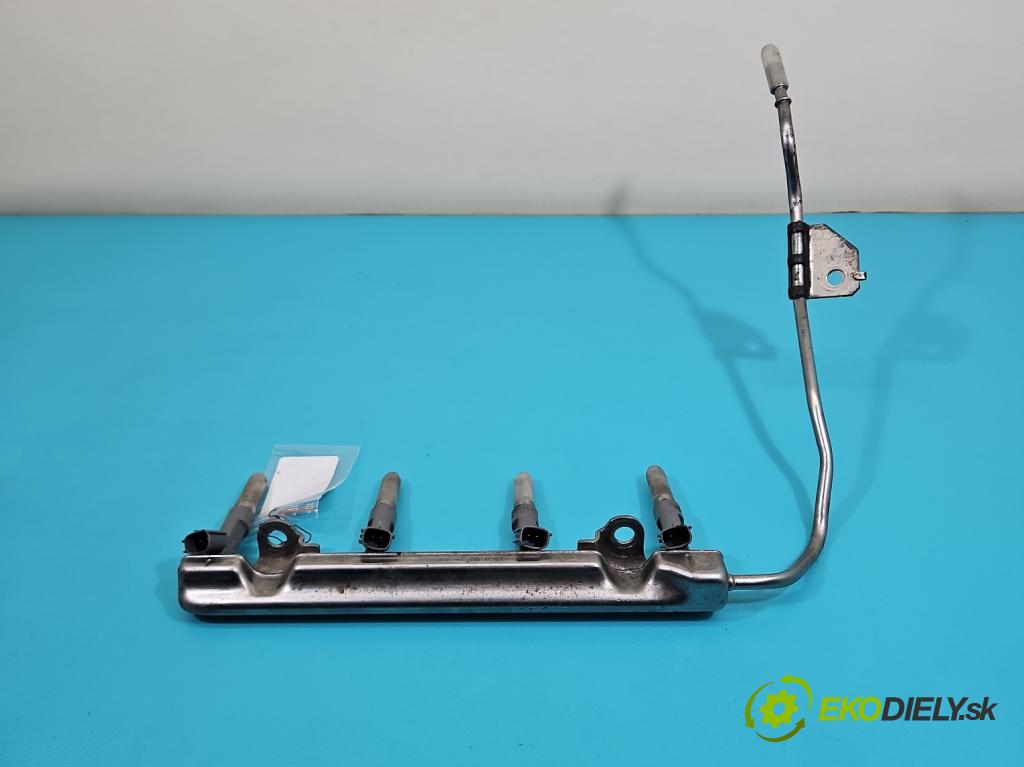 Toyota Corolla E21 2019- 1.8 16V 98 HP automatic 72 kW 1798 cm3 4- vstrek 23250-0T110 (Vstrekovač paliva)