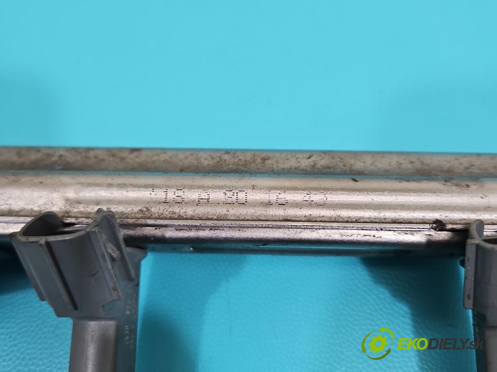 Toyota Corolla E21 2019- 1.8 16V 98 HP automatic 72 kW 1798 cm3 4- vstrek 23250-0T110 (Vstrekovač paliva)