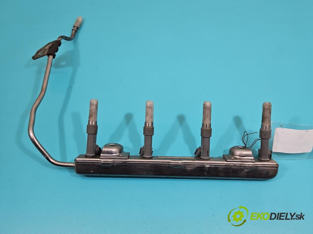 Toyota Corolla E21 2019- 1.8 16V 98 HP automatic 72 kW 1798 cm3 4- vstrek 23250-0T110 (Vstrekovač paliva)