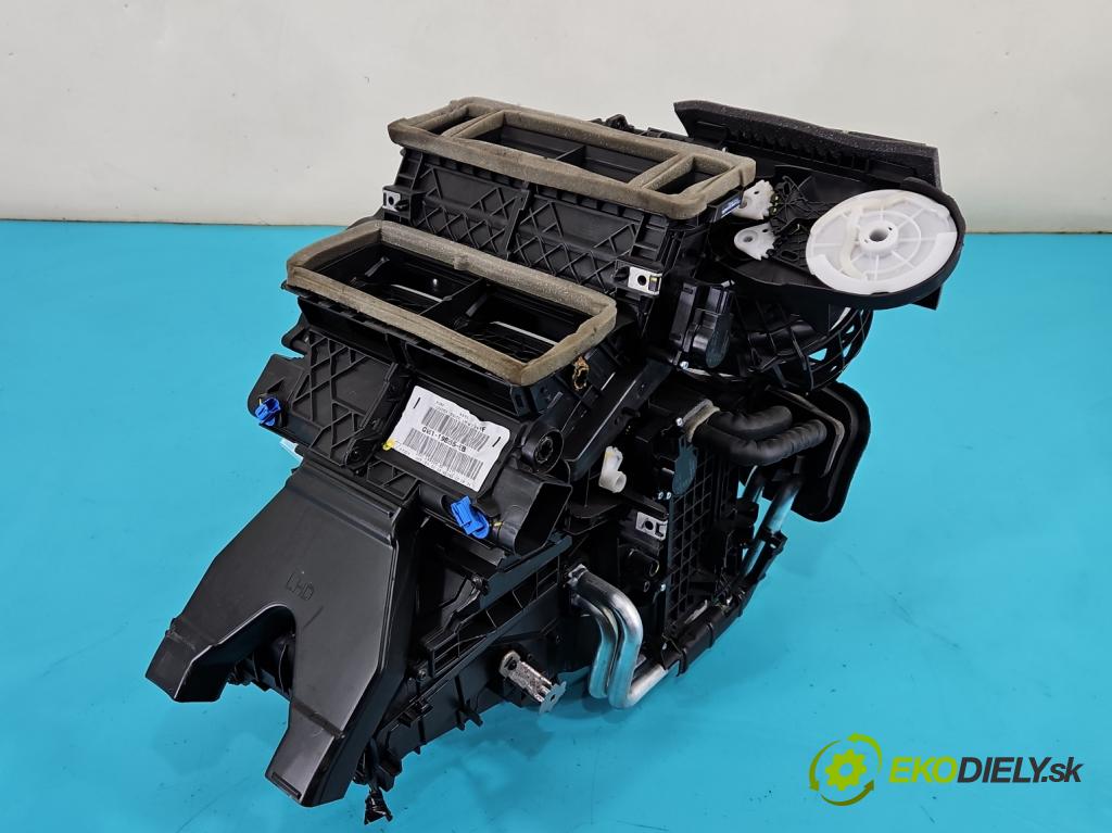 Ford Kuga Mk2 2013-2019 1.5 120 hp manual 88,3 kW 1498 cm3 5- radiátor GV61-19B555-EB (Radiátor topení)