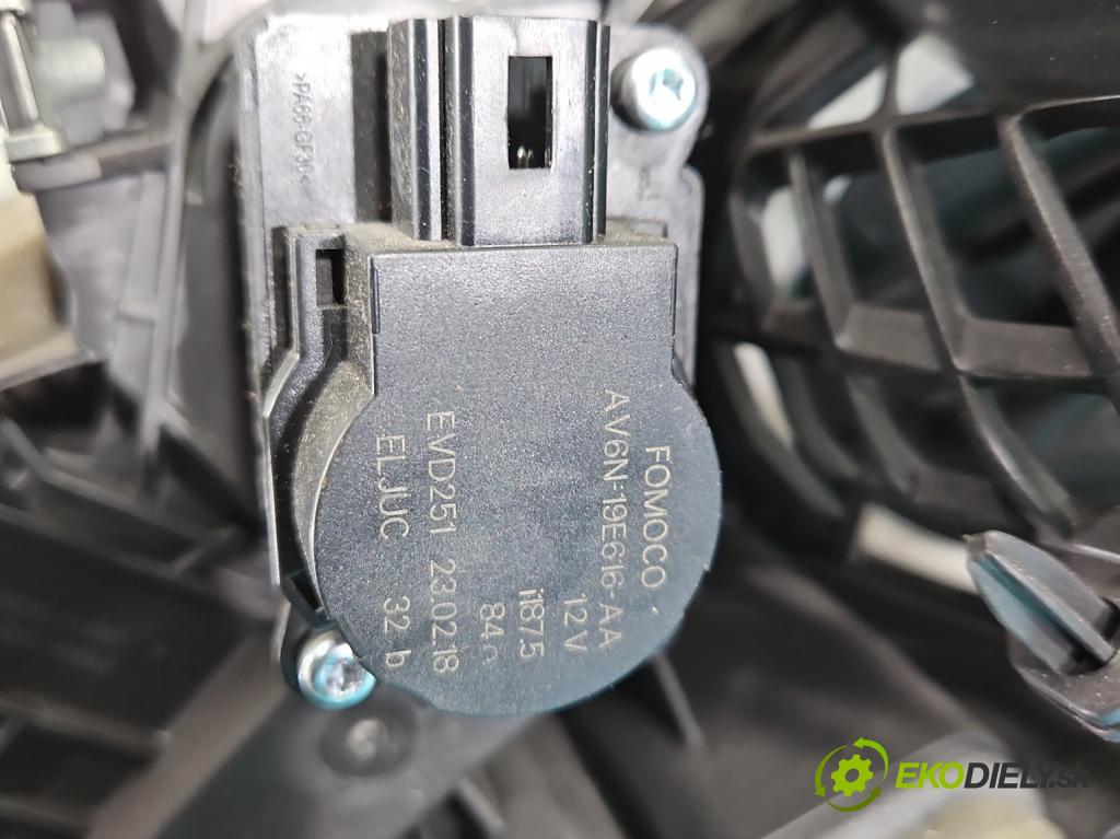 Ford Kuga Mk2 2013-2019 1.5 120 hp manual 88,3 kW 1498 cm3 5- radiátor GV61-19B555-EB (Radiátor topení)