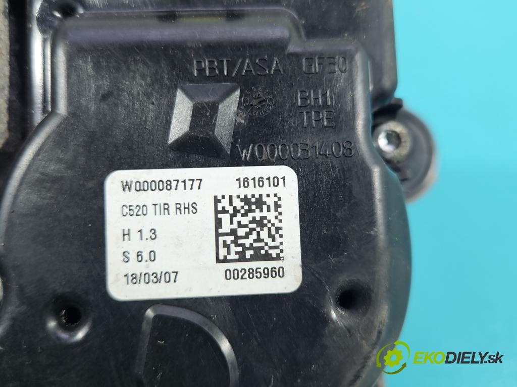 Ford Kuga Mk2 2013-2019 1.5 120 HP manual 88.3 kW 1498 cm3 5- motor stieračov predné CV44-17504-AG